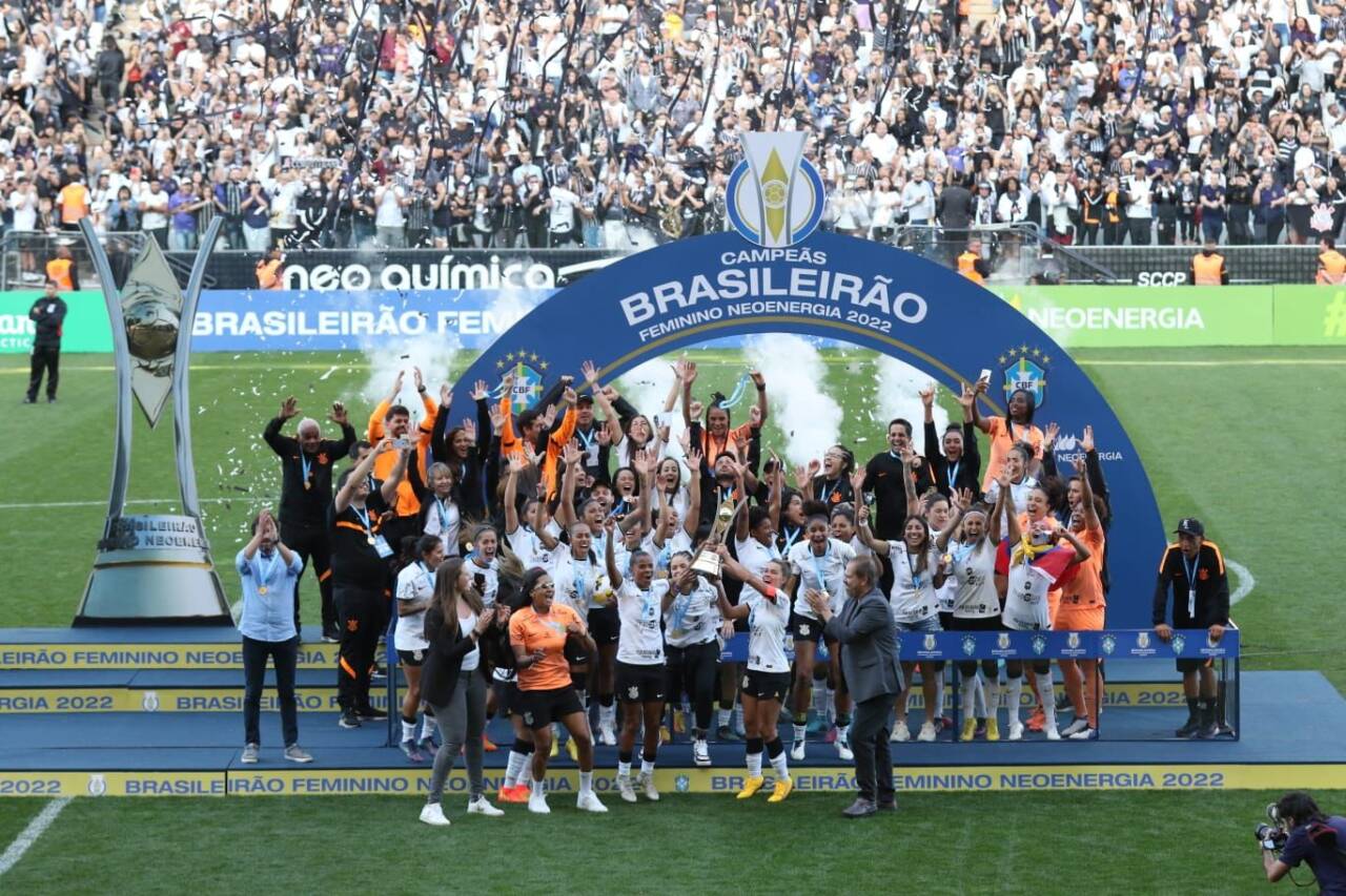 RÁDIO MARINGÁ - Em São Paulo, Corinthians derrota o Sport por 2 a 1 pelo  Brasileiro - Orlando Gonzalez