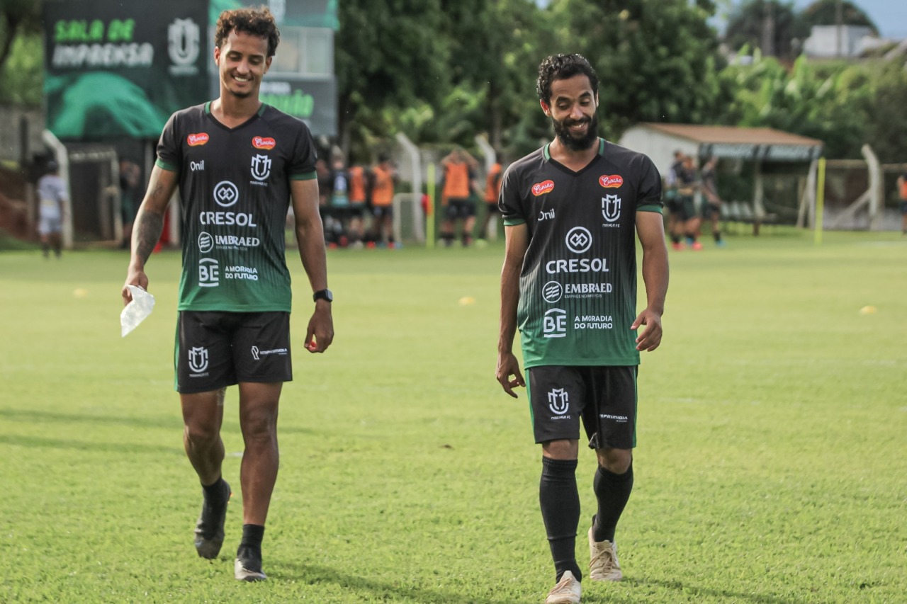 MARINGÁ - Coritiba Crocodiles fatura o Brasileiro de Futebol Americano -  Orlando Gonzalez