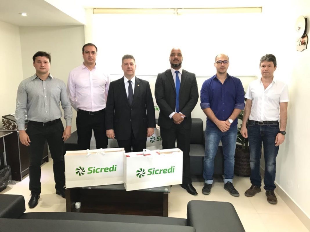 Sicredi doa cameras