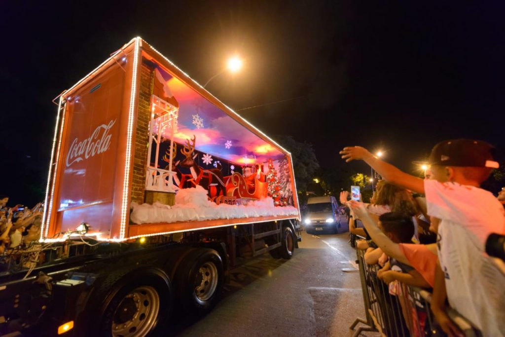 Desfile de caminhões da CocaCola será dia 10/12. Três caminhões vão