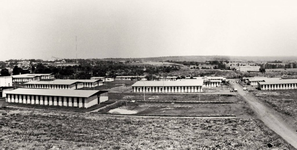 Campus da UEM em 1976