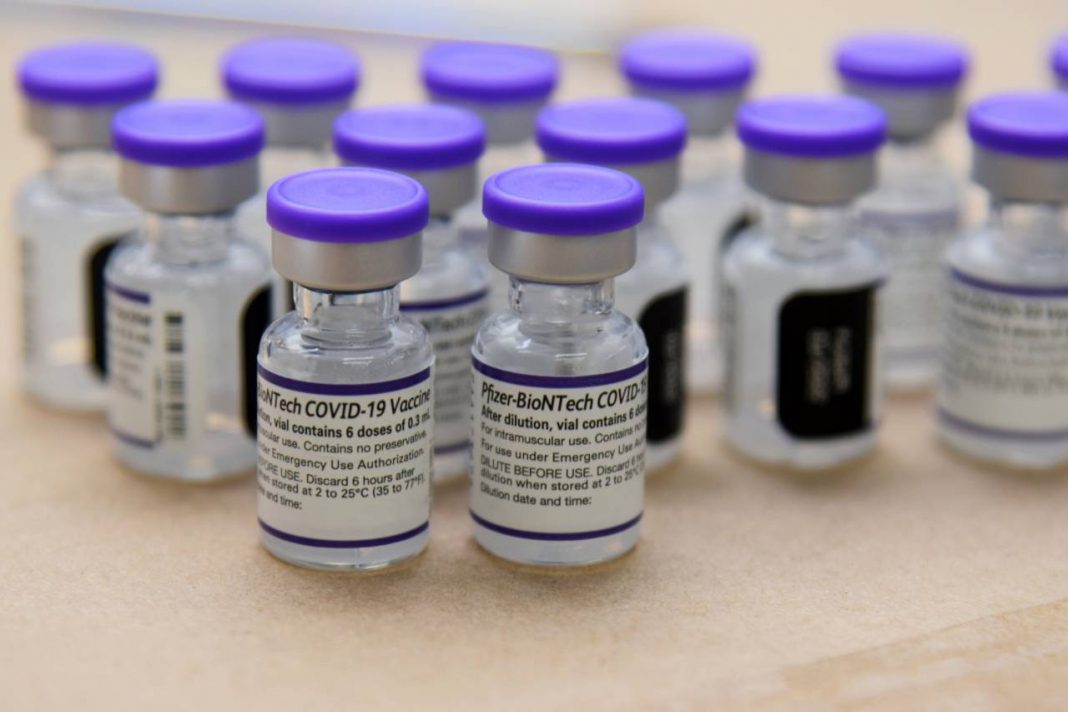 vacina_reforco_americoantonio dose de reforço