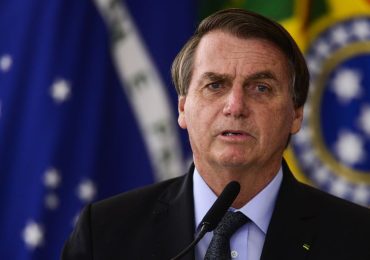 Bolsonaro insiste em estratégia de pressão contra o Supremo