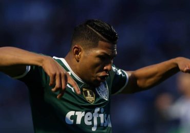 Com time misto, Palmeiras empata e mantém diferença na liderança do Brasileirão