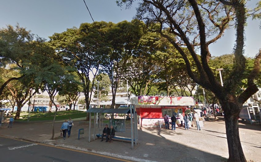 Praça Raposo Tavares