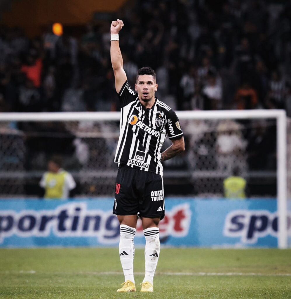 Atlético Mg Vira O Jogo Com Dois Gols De Paulinho E Triunfa Na Libertadores Maringá Post 