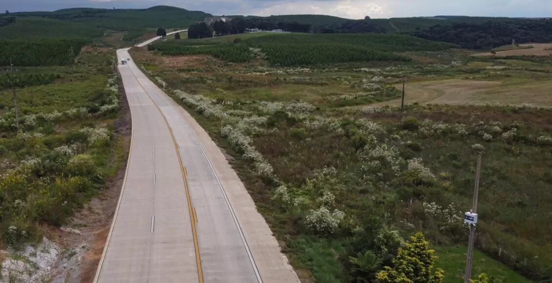 Parana Esta Renovando 340 Km De Rodovias Com Pistas De Concreto