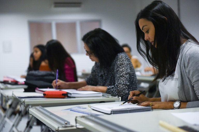 Novo Edital Do Parana Garante Mais De Rs 1 Milhao Para Bolsas De Mestrado E Doutorado