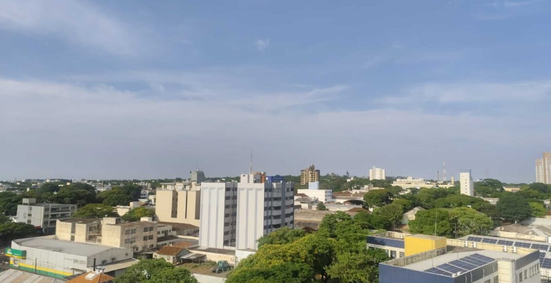 Sol Entre Nuvens Marca O Tempo Em Maringa Nesta Terca Feira 15 Com Temperatura De Ate 31 Oc