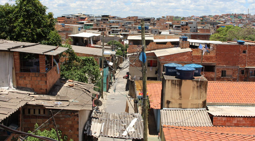 Favela Home