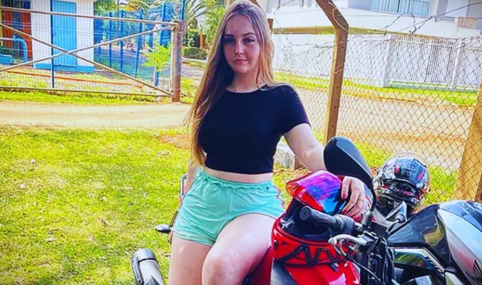 Motociclista De 20 Anos Morre Apos Colisao Com Bicicleta E Atropelamento De Pedestre