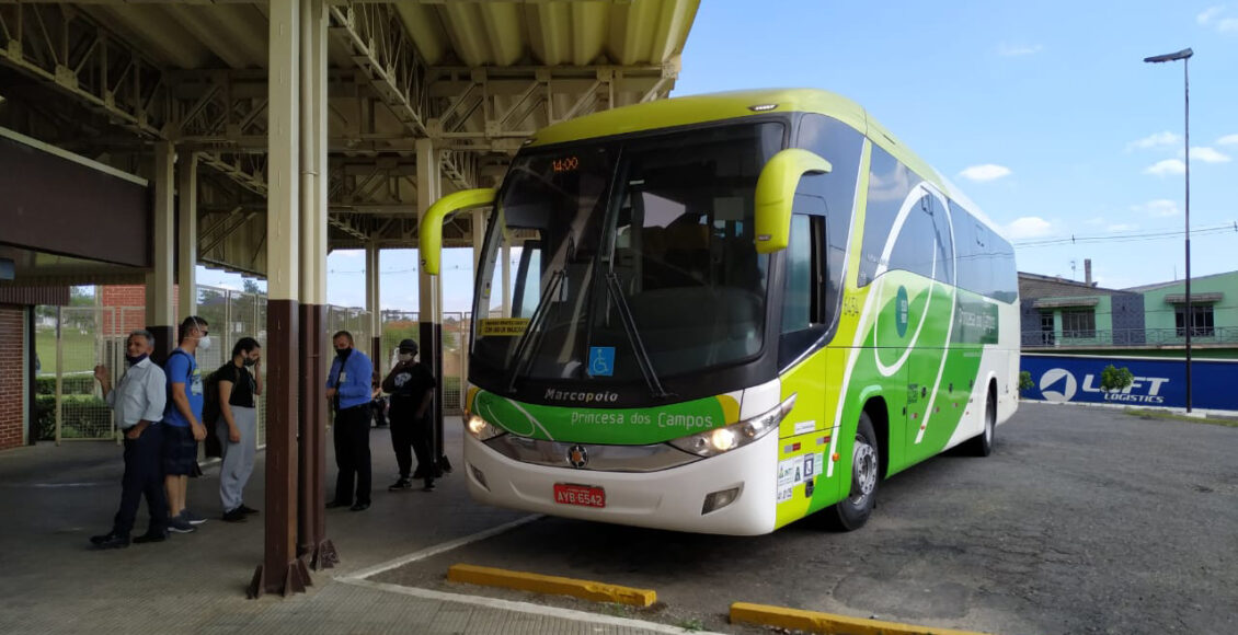 Ratinho Junior Sanciona Lei Da Gratuidade De Passagens Para Idosos Nos Onibus Intermunicipais Do Pr