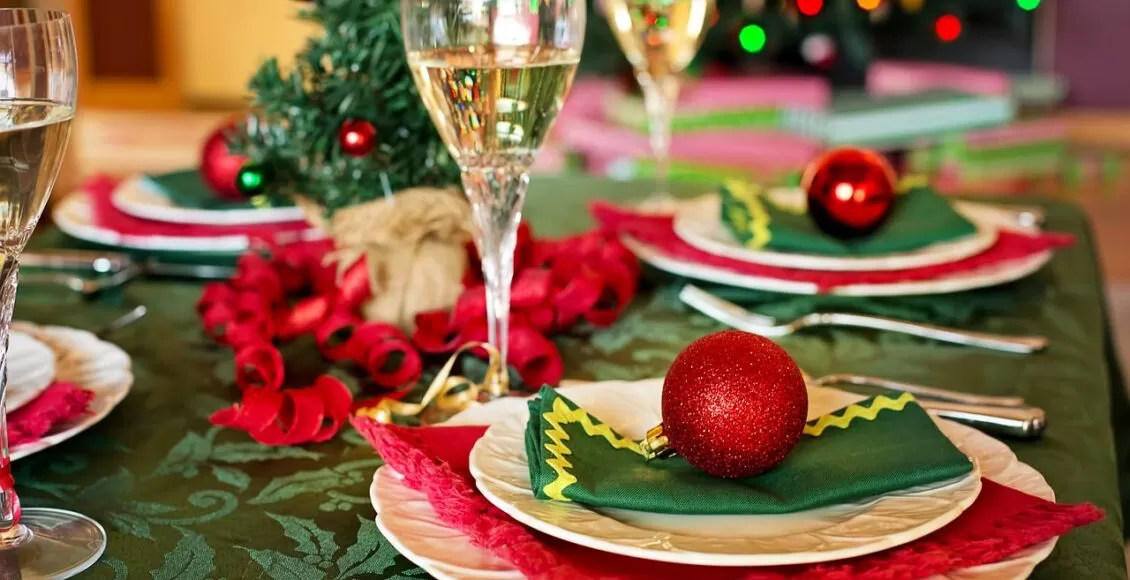 Christmas Table 1909796 1280