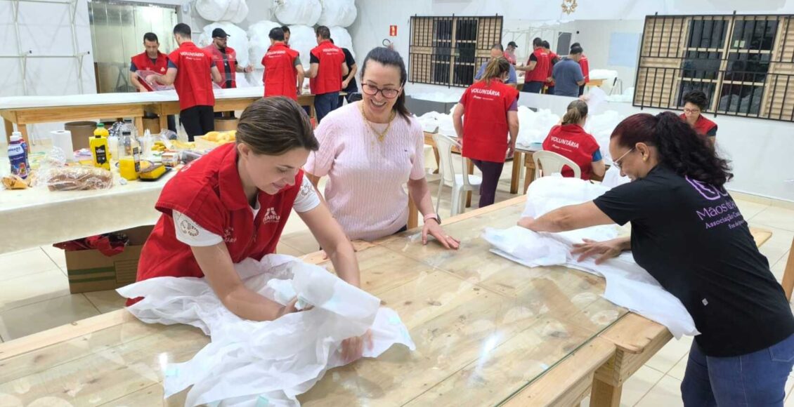 Empregados Da Itaipu Participam De Mutirao De Fabricacao De Fraldas