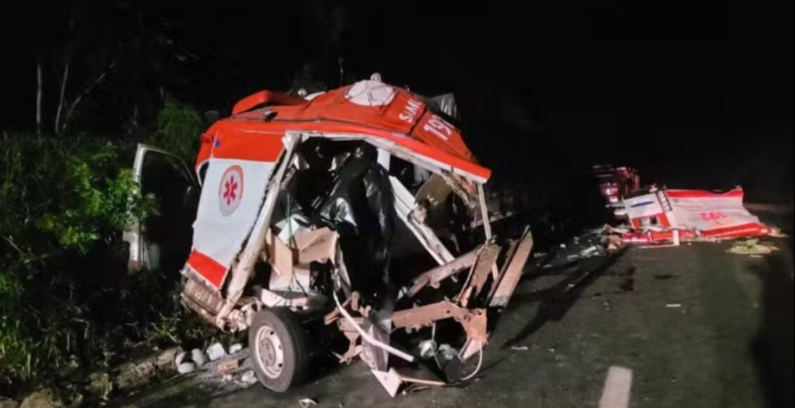 Tres Socorristas E Um Paciente Morrem Na Noite De Natal Apos Acidente Entre Ambulancia E Caminhao