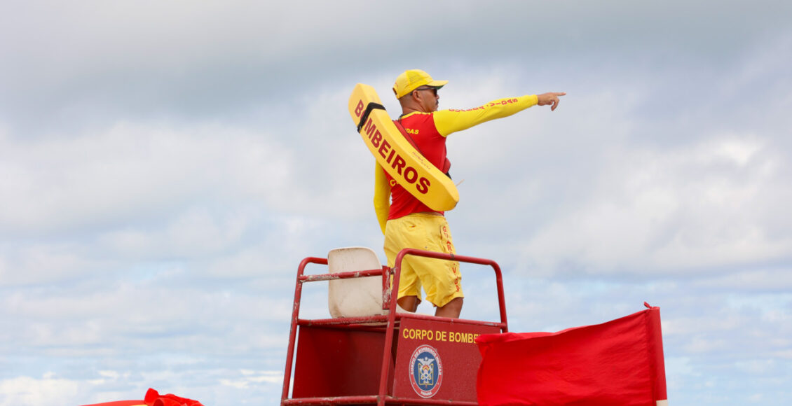 Corpo De Bombeiros Alerta Para O Perigo Das Correntes De Retorno No Litoral Do Parana