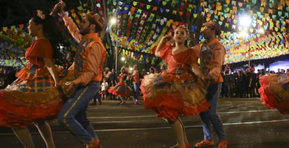 Festa Popular Preferida Do Brasileiro E A Junina E Nao O Carnaval