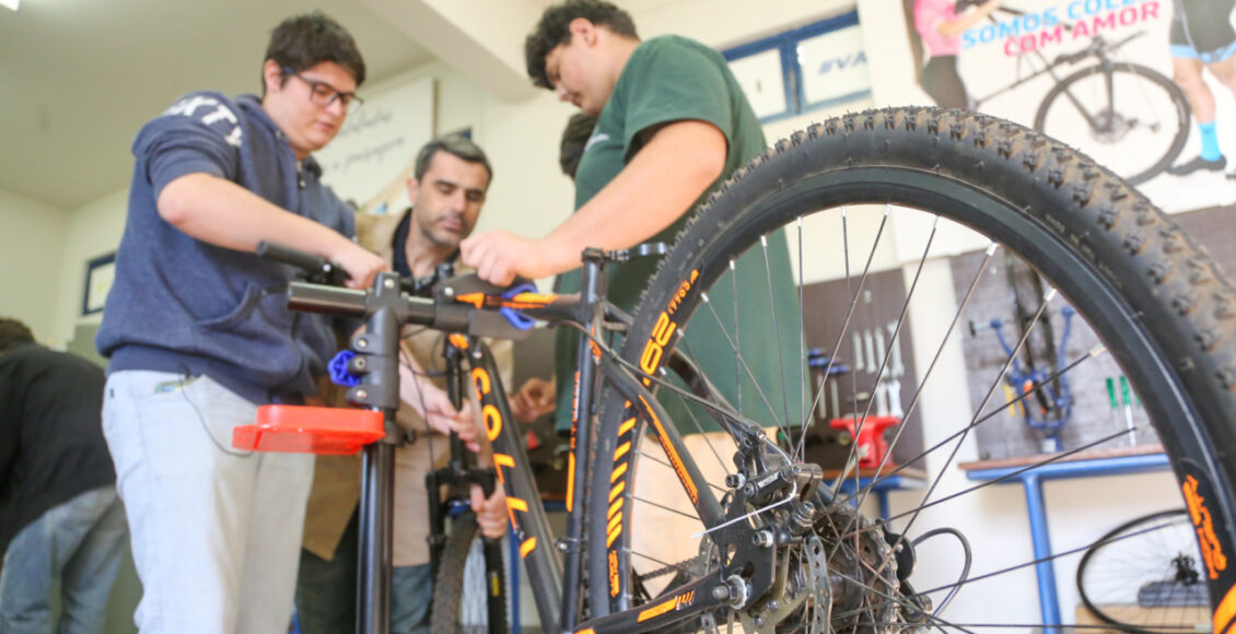 Maringa Oferece Mais De 100 Vagas Para Cursos Tecnicos Em Manutencao De Equipamentos