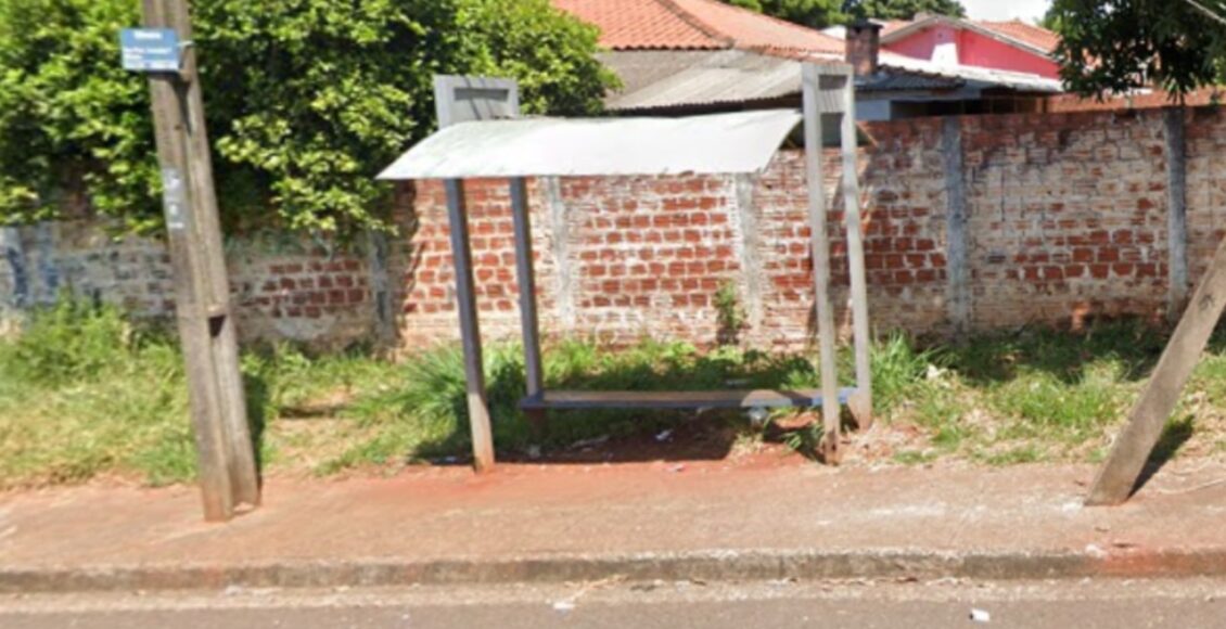 Mulher E Esfaqueada E Tem Bolsa Roubada Em Ponto De Onibus De Maringa