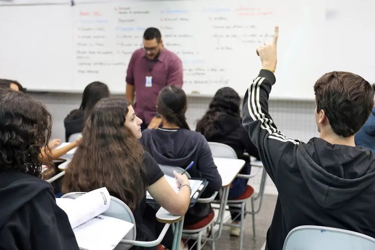 Novo Programa Oferece Bolsas De R 1 050 Para Estudantes De Licenciatura E 21 Mil Para Professores