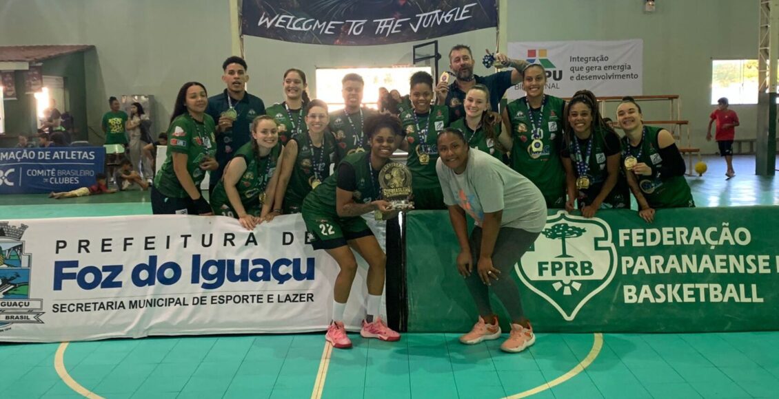 Basquete Feminino Equipe De Maringa Apresenta Elenco Para A Liga Nacional