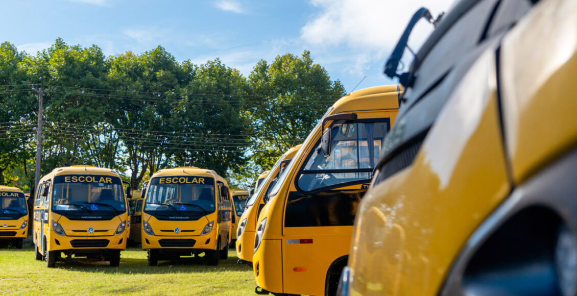 Com Investimento De 47 Milhoes Parana Entrega Mais 102 Onibus Novos A 86 Municipios