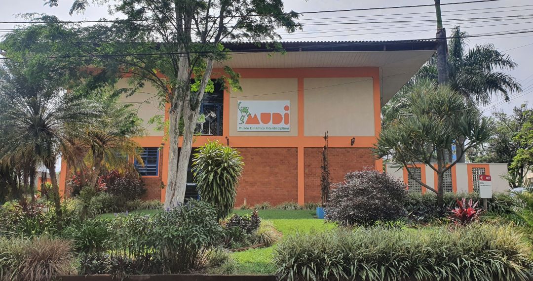 Mudi Fachada