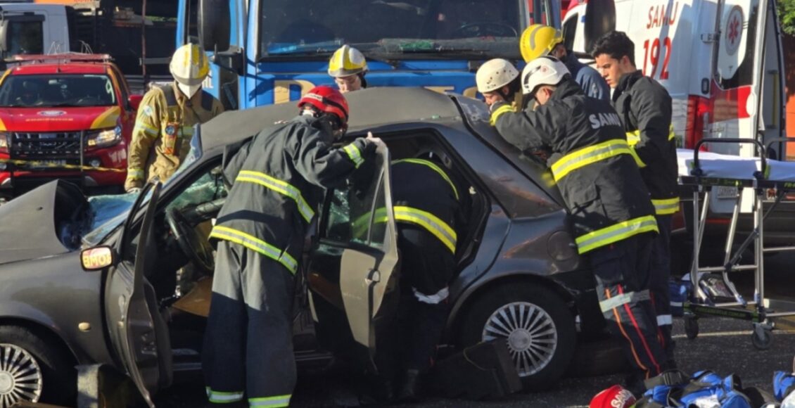 Acidente Entre Carro E Caminhao Deixa Dois Mortos E Dois Feridos No Contorno Sul