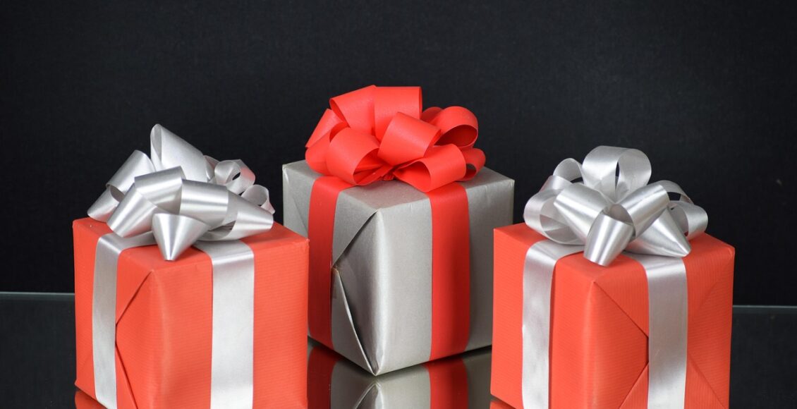 Gift 4057612 1280