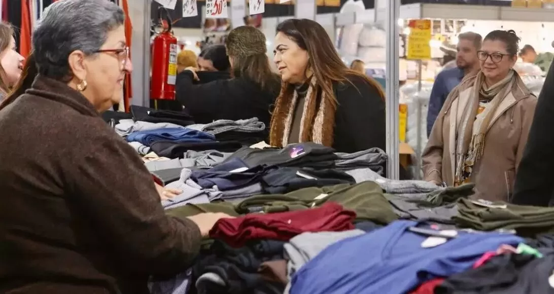 Feira Ponta De Estoque