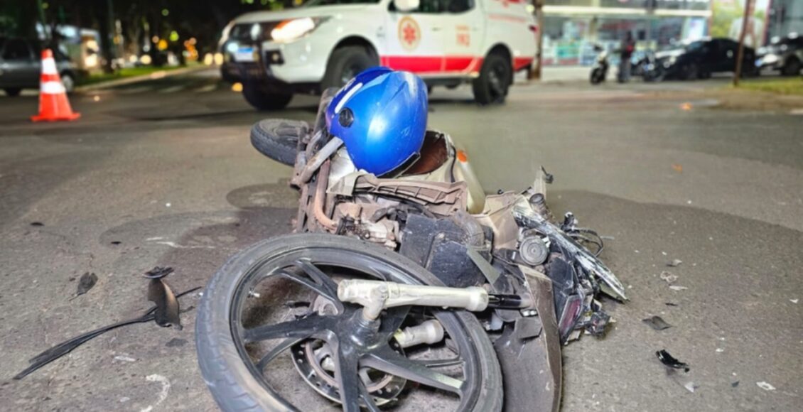 Motociclista Fica Gravemente Ferido Apos Carro Invadir Preferencial Em Maringa