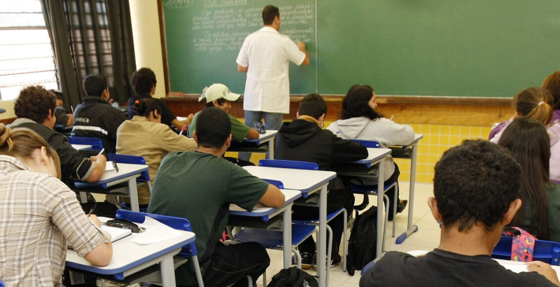 Reajuste Salarial Dos Professores E Aprovado Na Assembleia Legislativa Do Parana E Segue Para Sancao