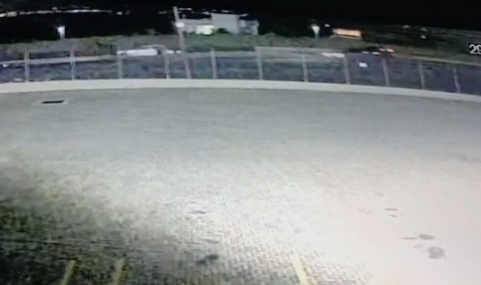 Video Caminhonete Faz Ultrapassagem Proibida E Atinge Motociclista Na Pr 317
