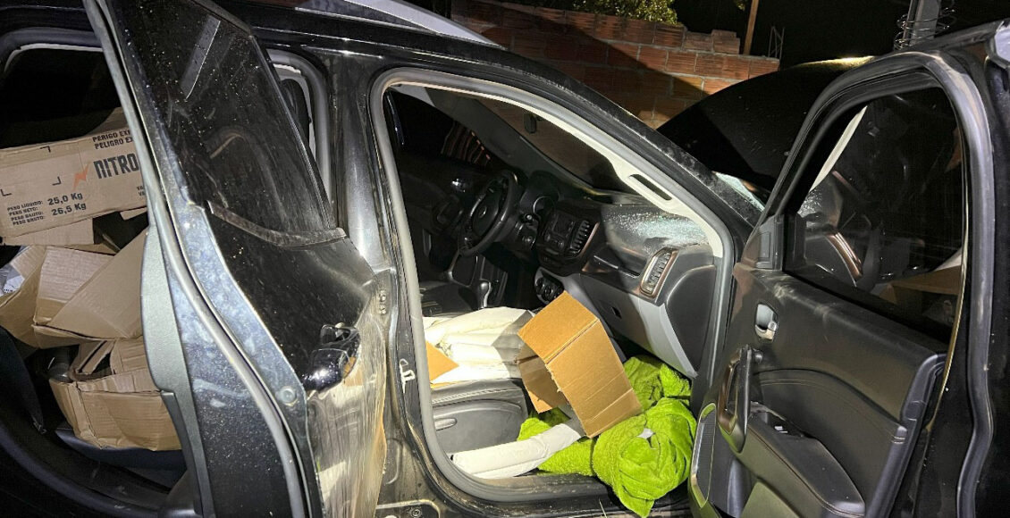 Bope Apreende 237 Kg De Explosivos Dentro De Caminhonete Em Campo Mourao 100 Casas Foram Evacuadas