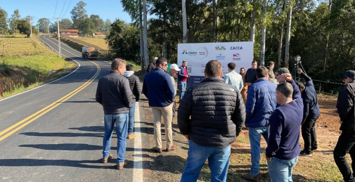 Itaipu Entrega Pavimentacao De Estrada Rural Em Tomazina