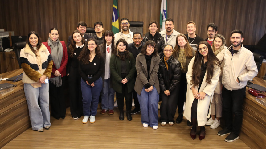 Serie De Palestras Apresenta Jornalismo Da Assembleia Legislativa Do Parana A Estudantes De Comunicacao