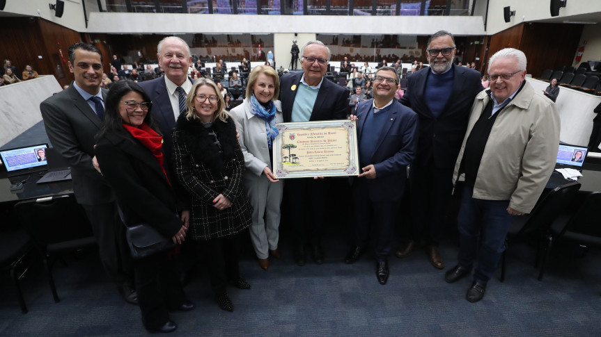 Assembleia Legislativa Do Parana Homenageia Os 125 Anos Da Fiocruz Em Prol Da Saude Publica No Brasil