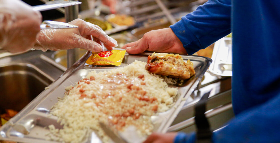 Restaurante Popular Central De Maringa Completa 15 Anos Com Oferta De Alimentacao Acessivel A Populacao