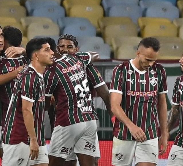 Fluminense atropela o Corinthians e empata com o Palmeiras no topo da tabela do Brasileirão 2026