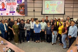Reunião aberta debate desburocratização e novas regras para food trucks em Maringá