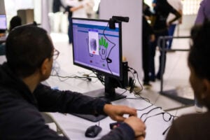 Paraná em Ação oferece emissão de RG, vagas de emprego e serviços gratuitos em Maringá a partir desta quinta-feira (25)