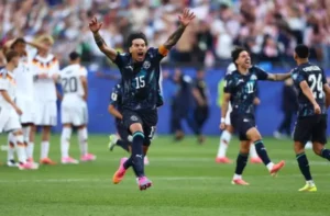Paraguai elimina a Alemanha nos pênaltis e volta às oitavas de final da Copa após 16 anos