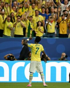 Brasil vence Escócia por 3 a 0, garante liderança do grupo e avança com moral na Copa do Mundo