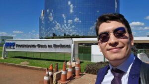Advogado de Mamborê é aprovado para procurador da República e pode ser o mais jovem do país