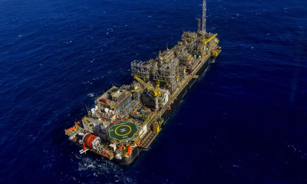 EUA isentam café, petróleo e outros 469 produtos brasileiros de nova sobretaxa de 12,5%