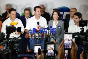 Alexandre Curi e Cristina Graeml são confirmados como candidatos ao Senado na chapa de Sandro Alex