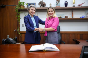 Sandra Jacovós reassume Prefeitura de Maringá após férias