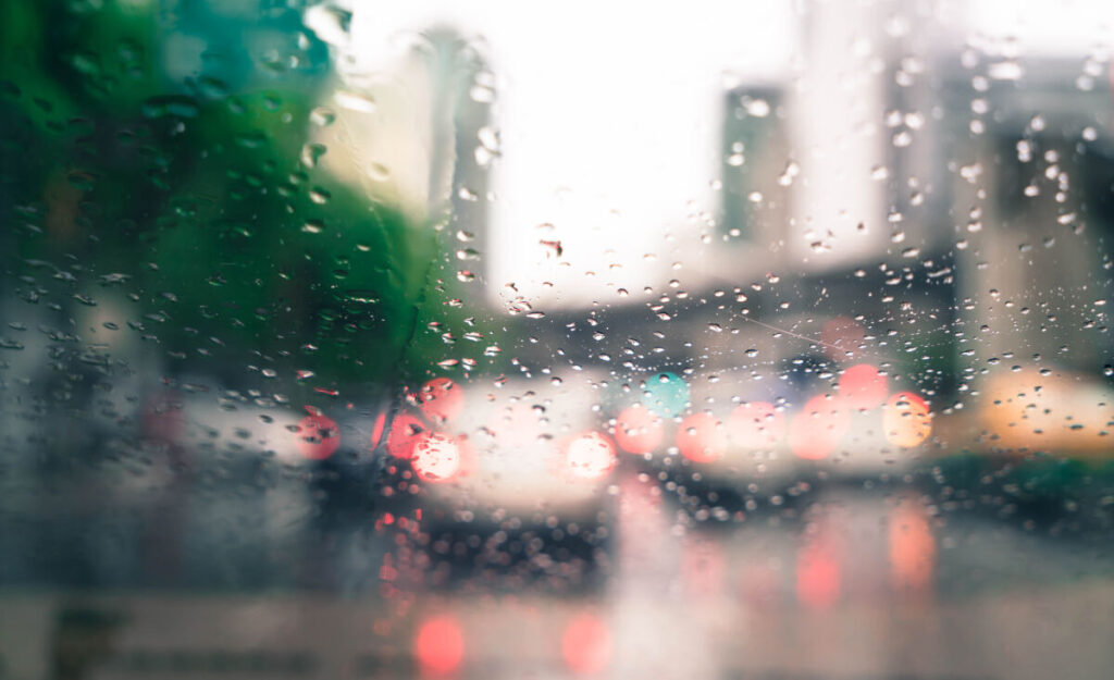 Maringá terá quarta-feira (23) com chuva e máxima de 24°C, indica previsão do Simepar