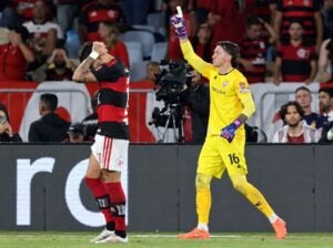 Flamengo é eliminado da Libertadores nos pênaltis