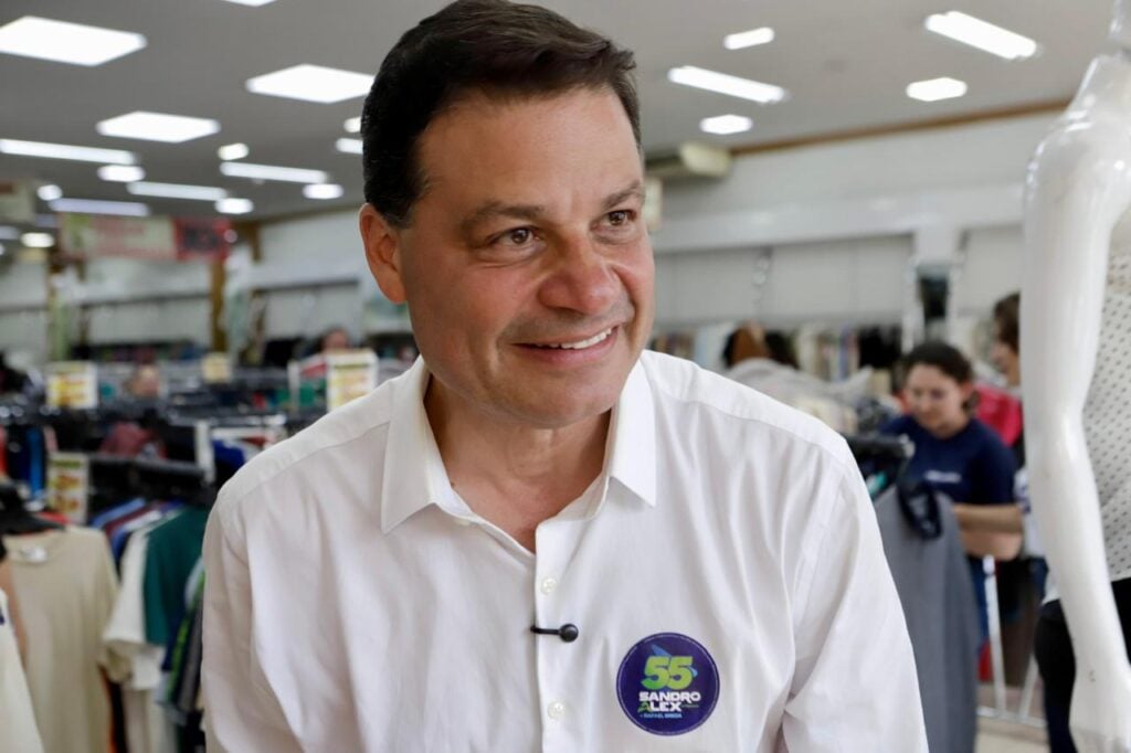 Moro cai e Sandro Alex consolida passagem ao segundo turno, aponta nova pesquisa Alfa